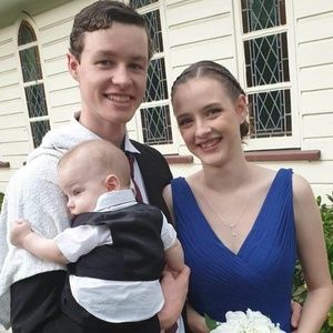 Meet your Posher, Shania